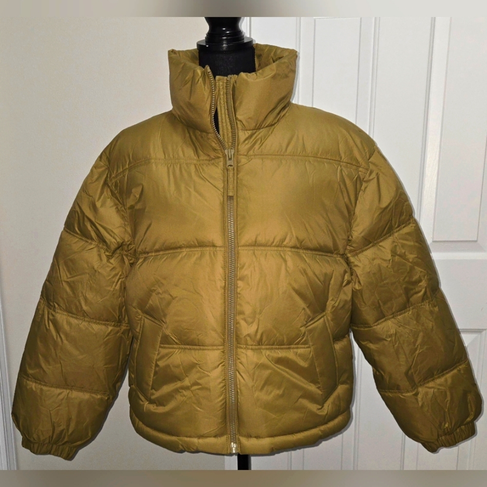 NWT American Eagle Women's Stylish Gold Puffer Jacket
